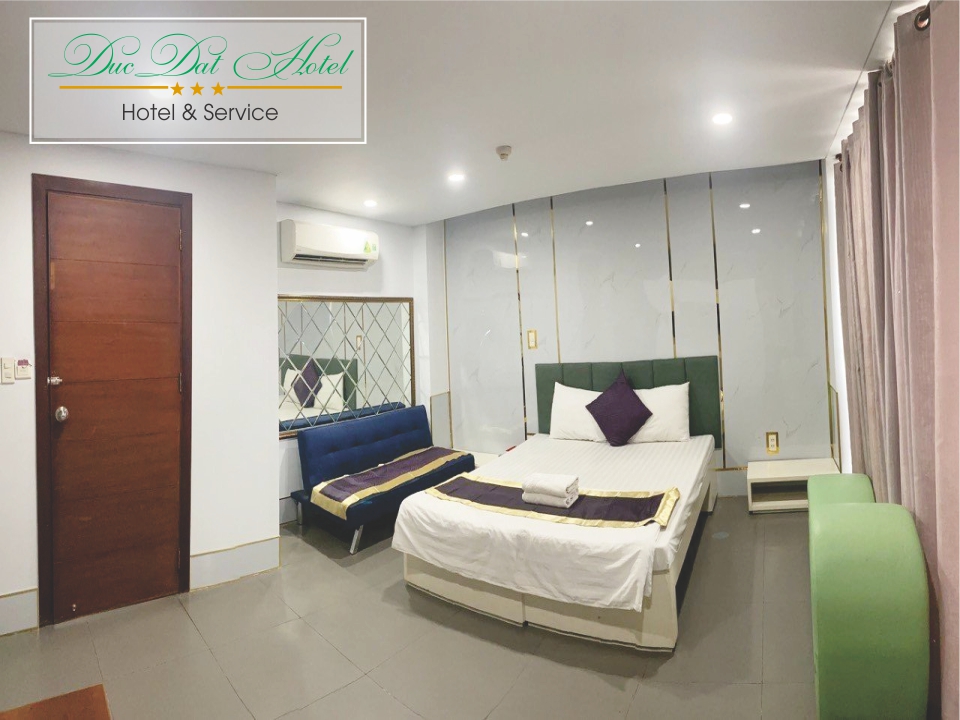 Deluxe - Room